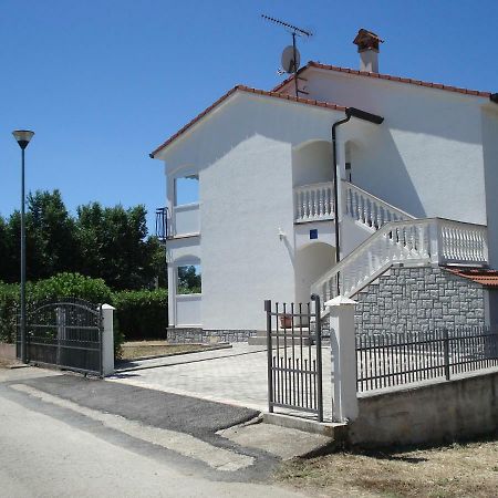 Guesthouse Pejo Poreč Eksteriør bilde