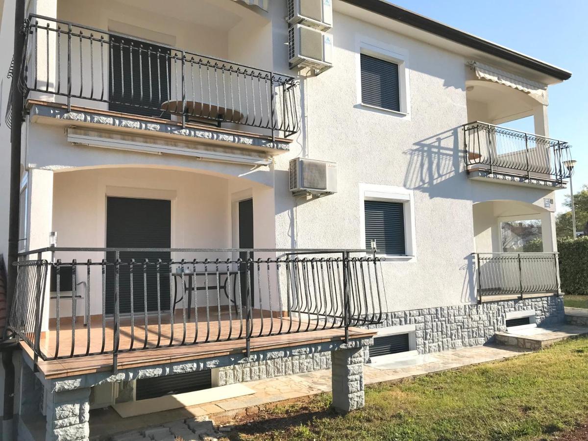Guesthouse Pejo Poreč Eksteriør bilde