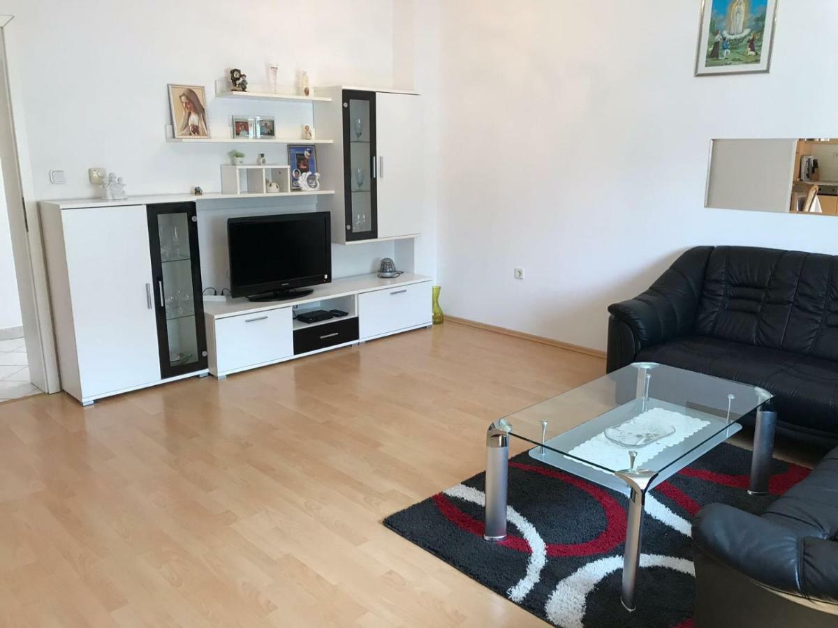 Guesthouse Pejo Poreč Eksteriør bilde