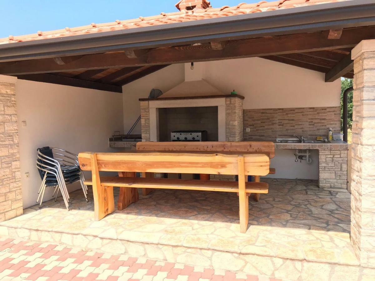 Guesthouse Pejo Poreč Eksteriør bilde